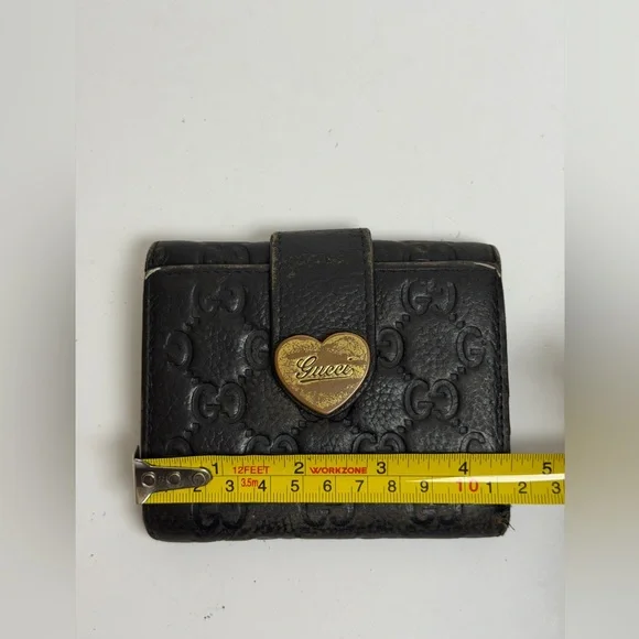 Gucci Guccissima Heart Embossed Black Leather Wallet - Picture 5 of 15